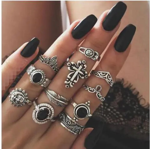 Dark Mystique Ring Collection