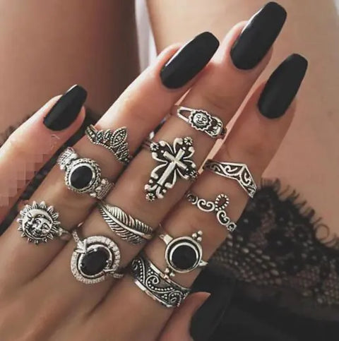 Dark Mystique Ring Collection