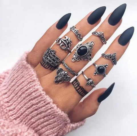 Dark Mystique Ring Collection